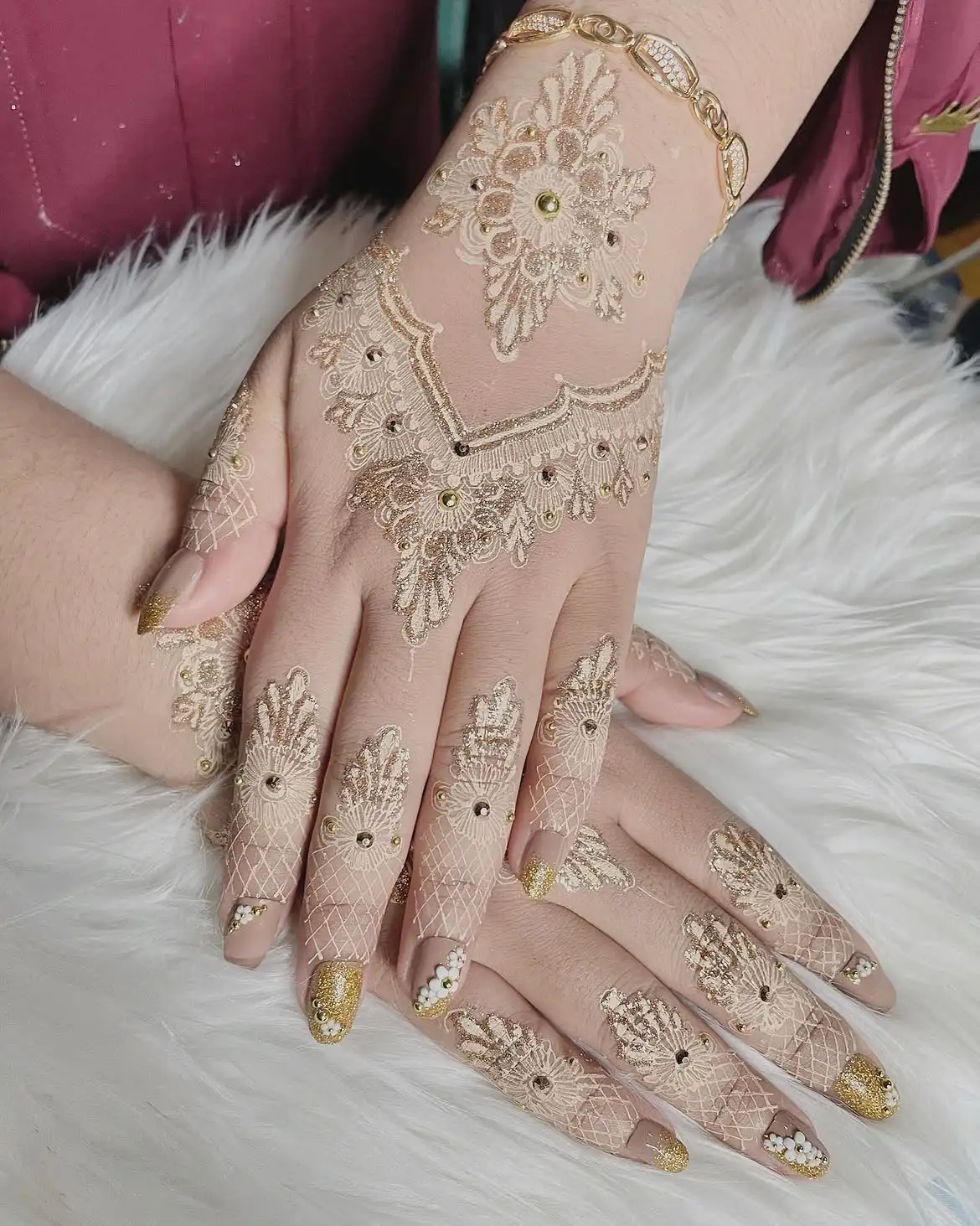 Henna Nude Gold Package