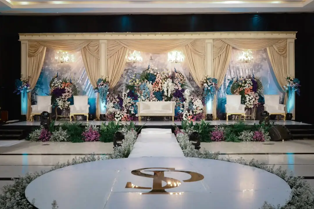 Venue Platinum Package